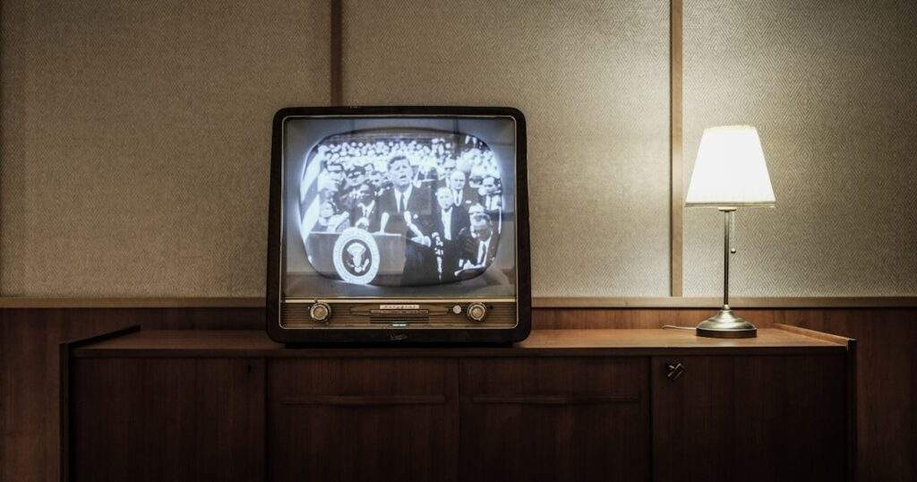 Comment fonctionne l'IPTV — installation connectée
